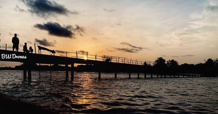 Waterfront & Sunsets