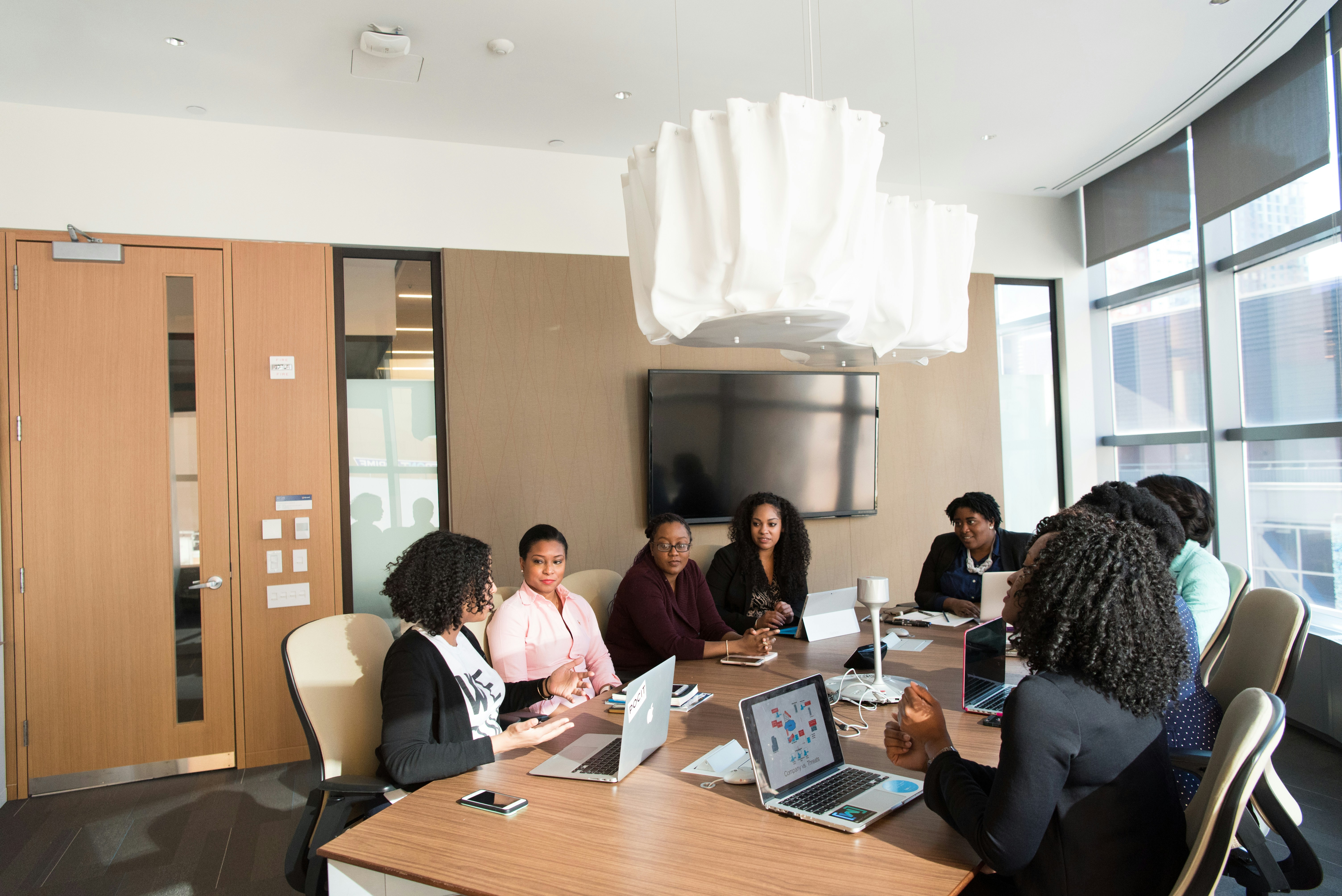 Guided Roundtables